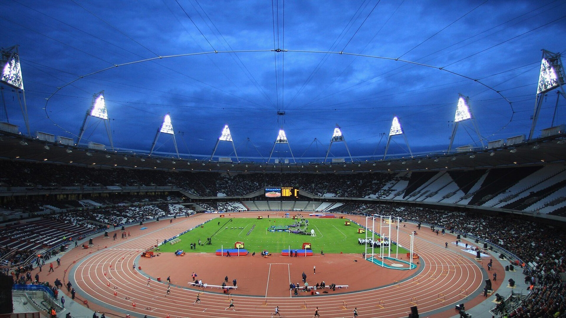 开云中国注册登录-三线并进，斯图加特绝地反击，火箭调整迎全明星，莎拉波娃跨界惊艳